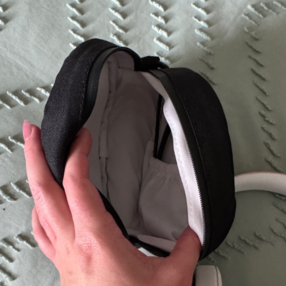 Solo3 Wireless. Rose Gold - Picture 2 of 11